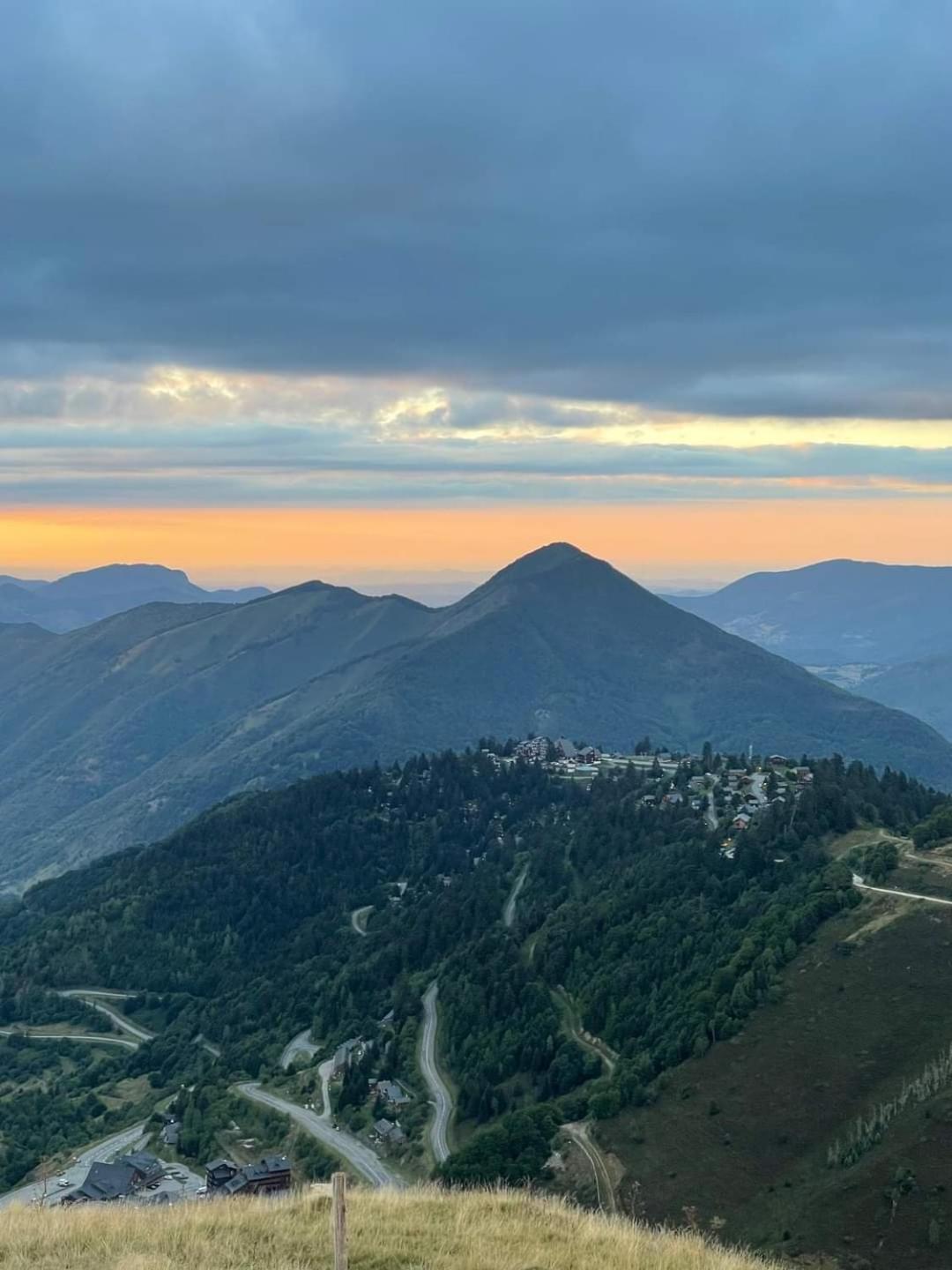UstouGuzet-Pyrenees-Pied Des Pistesアパートメント エクステリア 写真
